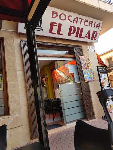 Fotografia tomada fuera de Bocateria El Pilar - bares en El Verger, Alicante
