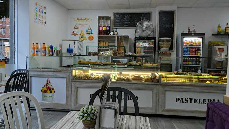 Fotografia tomada fuera de Panadería Imperial Quindío - Panadería en Valencia, Valencia