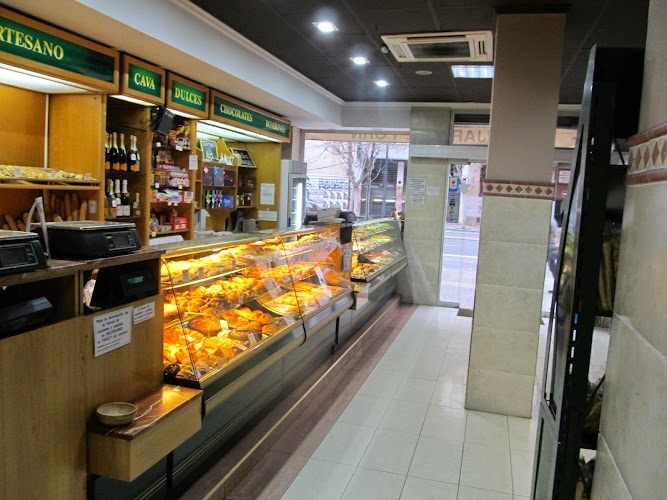 Fotografia tomada fuera de Horno Rozalén - Panadería en Valencia, Valencia