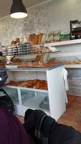 Fotografia tomada fuera de Panaderia Confiteria La Boutique Del Pan - Panadería en El Raal, Murcia
