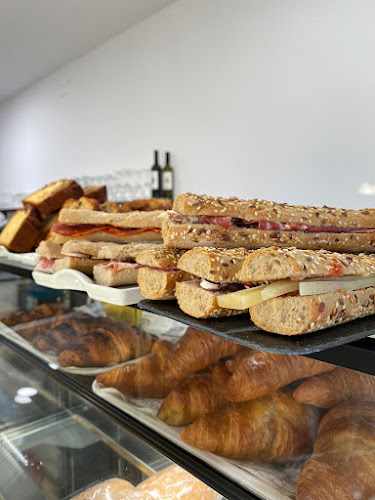 Fotografia tomada fuera de LA NACIONAL - Espai Degustació - cafeterías en El Masnou, Barcelona