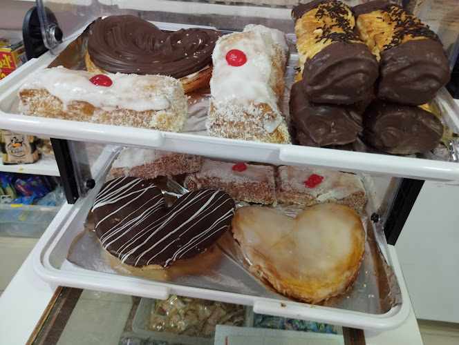 Fotografia tomada fuera de Panadería Santa Margarita XXI - Panadería en El Cuervo, Sevilla