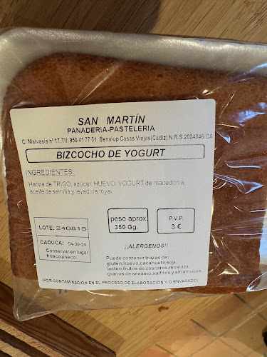 Fotografia tomada fuera de Panadería Pastelería San Martín - Panadería en Benalup-Casas Viejas, Cádiz