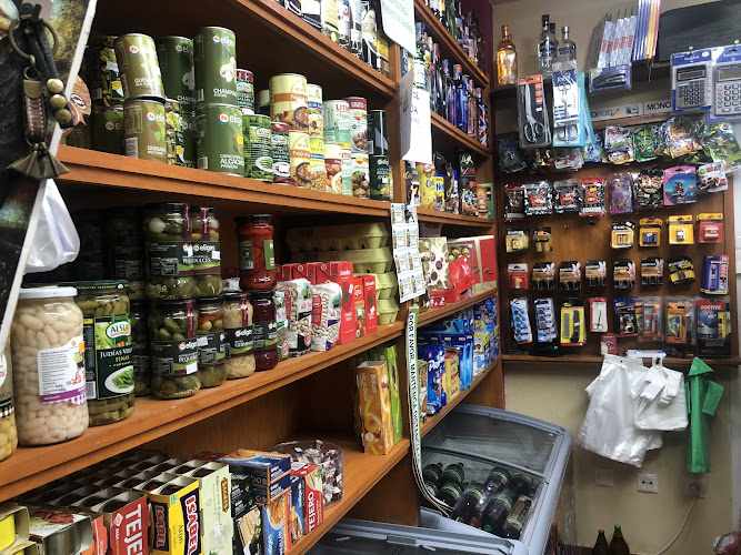 Fotografia tomada fuera de Confitería El Torreón - Supermercado en Arcos de la Frontera, Cádiz