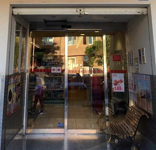 Fotografia tomada fuera de Supermercados Froiz - Supermercado en Entrepinos, Valladolid