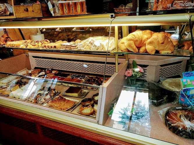 Fotografia tomada fuera de Brañaronda - cafeterías en Villablino, León