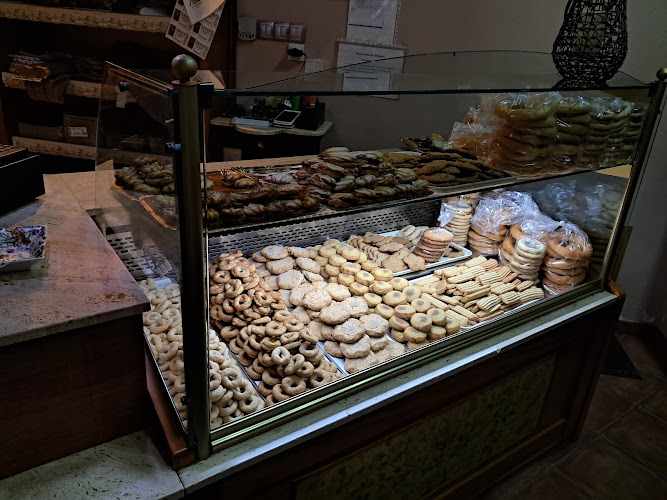 Fotografia tomada fuera de El Forn de Rosalia - Forn de pa en Agost, Alicante