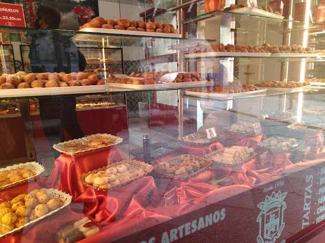 Fotografia tomada fuera de Pastelerías La Madrileña de Alba de Tormes - Pastelería en Salamanca, Salamanca
