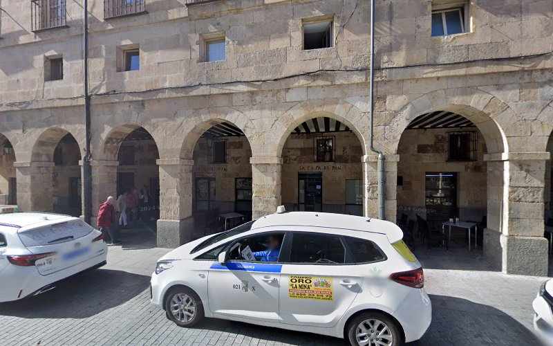 Fotografia tomada fuera de La Casa del Pan - Panadería en Salamanca, Salamanca