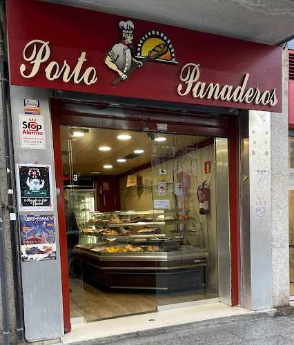 Fotografia tomada fuera de Porto Panaderos ~ Urzaiz (Vigo) - Panadería en Vigo, Pontevedra