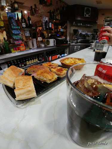 Fotografia tomada fuera de La Paz - Panadería y Cafetería - Panadería en Lavadores, Pontevedra