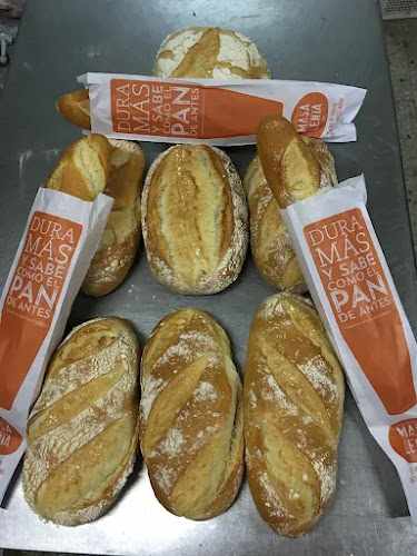 Fotografia tomada fuera de Panadería Tu Pan - Panadería en Toro, Zamora