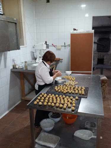 Fotografia tomada fuera de Forn de llenya Mateu - Forn de pa en Teià, Barcelona