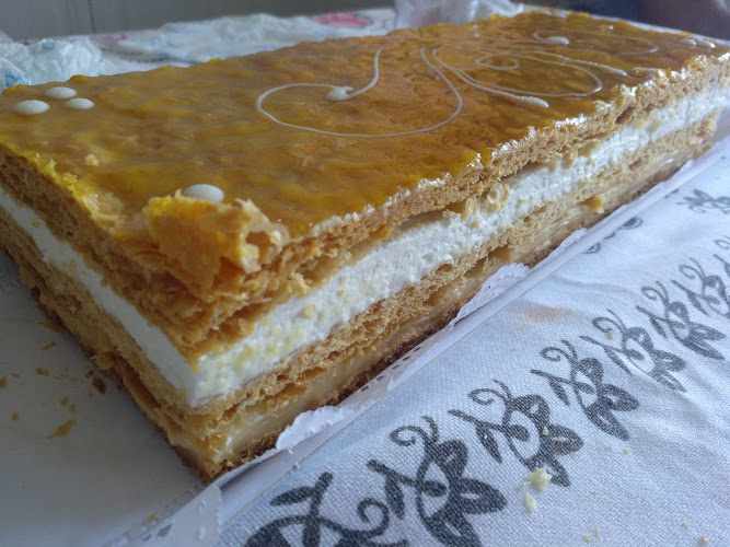 Fotografia tomada fuera de Pasteleria Maria Luisa - Pastelería en Somo, Cantabria