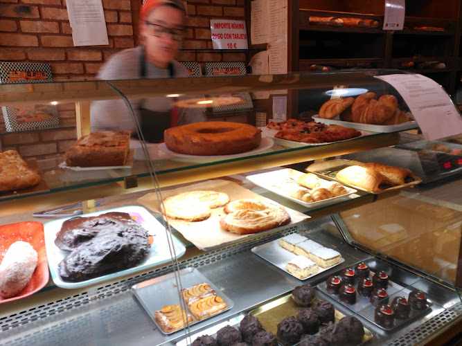 Fotografia tomada fuera de La Tahona De Sada (Sada) - Panadería en Sada, A Coruña