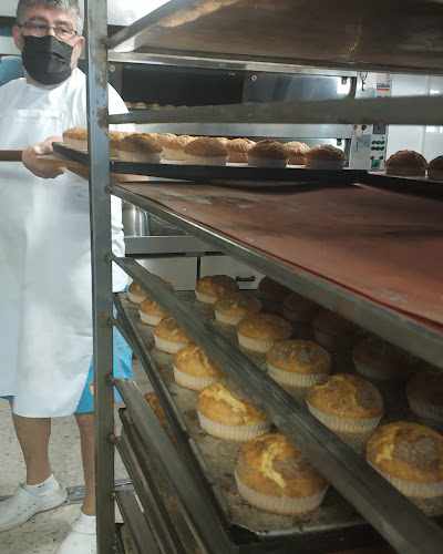 Fotografia tomada fuera de Panadería El Nene - Panadería en Villares de la Reina, Salamanca
