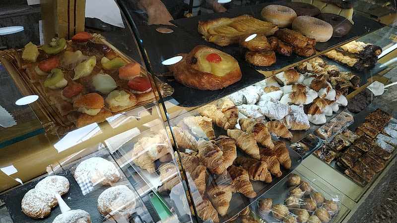 Fotografia tomada fuera de El trigo elaborado - Panadería en Rubí, Barcelona