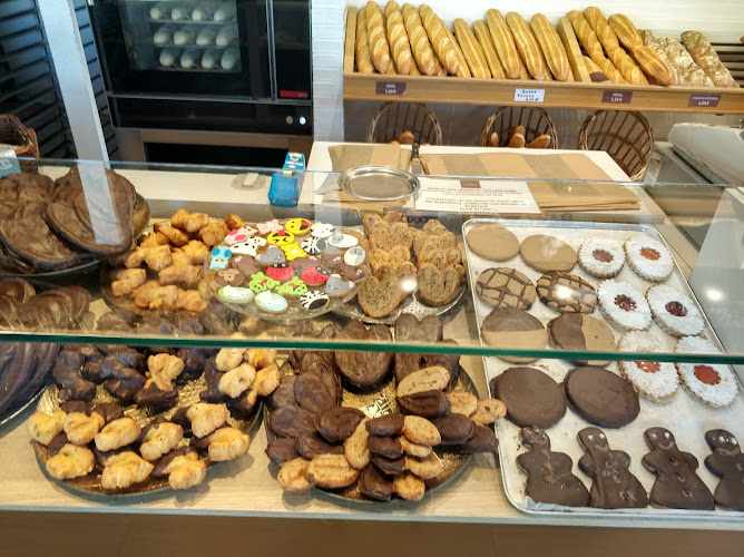 Fotografia tomada fuera de OGIPAN Berriozar - Panadería en Berriozar, Navarra