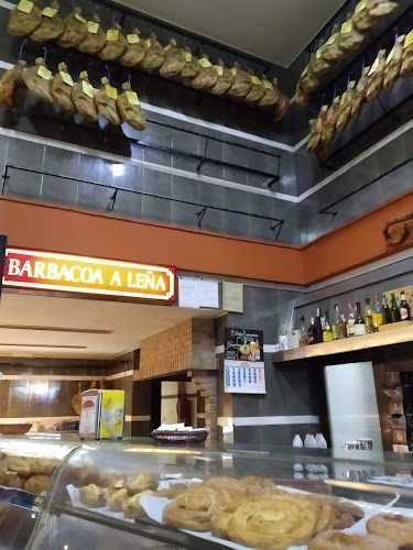 Fotografia tomada fuera de Carnicería y Panadería Norte - Tienda de alimentación en Barraques, Castellón