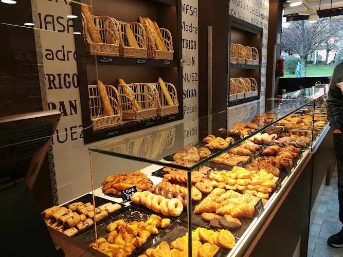 Fotografia tomada fuera de Franquicias QUOP Cruces - Panadería en Barakaldo, Vizcaya