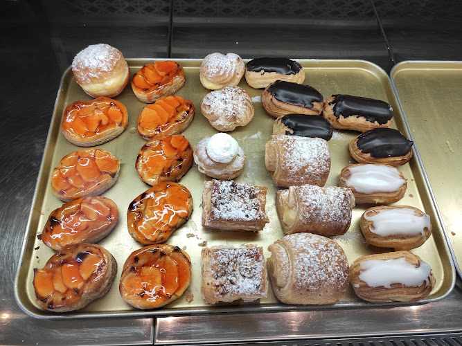 Fotografia tomada fuera de Pastelería Maite - Tarta-denda en Azkoitia, Guipúzcoa