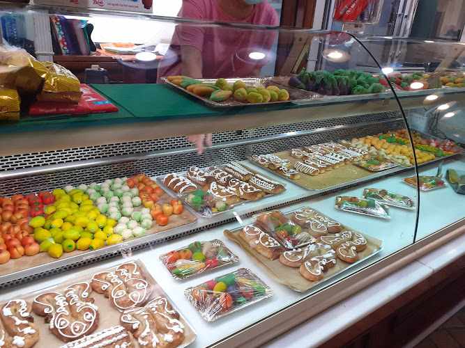 Fotografia tomada fuera de Horno del Ensanche - Panadería en Paterna, Valencia