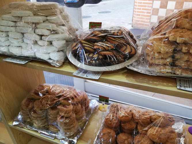 Fotografia tomada fuera de Frutos Secos - Comercio en Benavente, Zamora