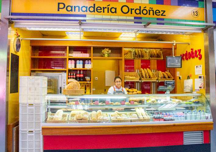 Fotografia tomada fuera de Mercado Sur de Abastos Burgos - sitios de interés en Burgos, Burgos