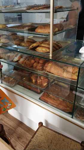 Fotografia tomada fuera de Forn pastisseria Torán - Forn de pa en Llaurí, Valencia
