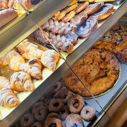 Fotografia tomada fuera de Forn de pa Ebre - Pastisseria en Llançà, Girona