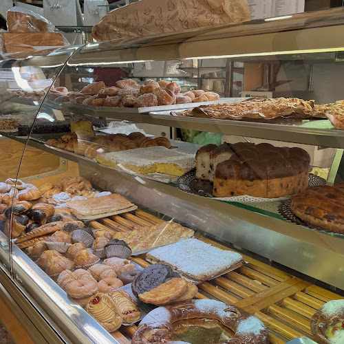 Fotografia tomada fuera de Pastelería Guisset - Pastisseria en Llançà, Girona