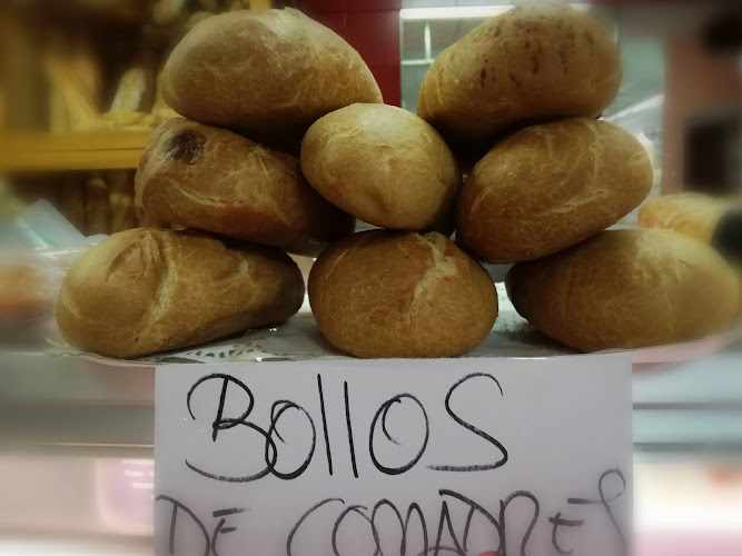 Fotografia tomada fuera de Supermercado Lieres - Supermercado en Acebal (L'), Asturias