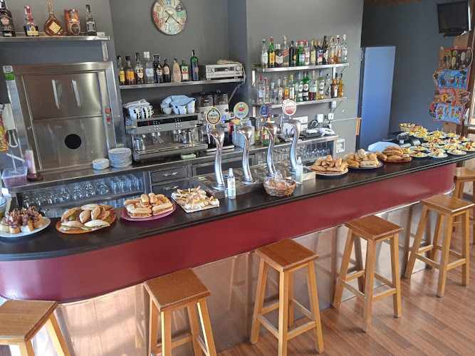 Fotografia tomada fuera de La Traviesa - restaurantes en Lagrán, Álava