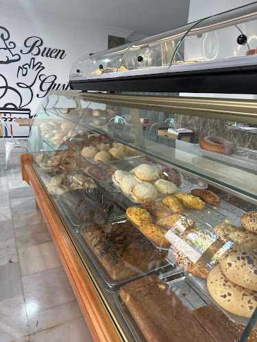 Fotografia tomada fuera de Panadería y cafetería latina buen gusto - cafeterías en Xàbia, Alicante
