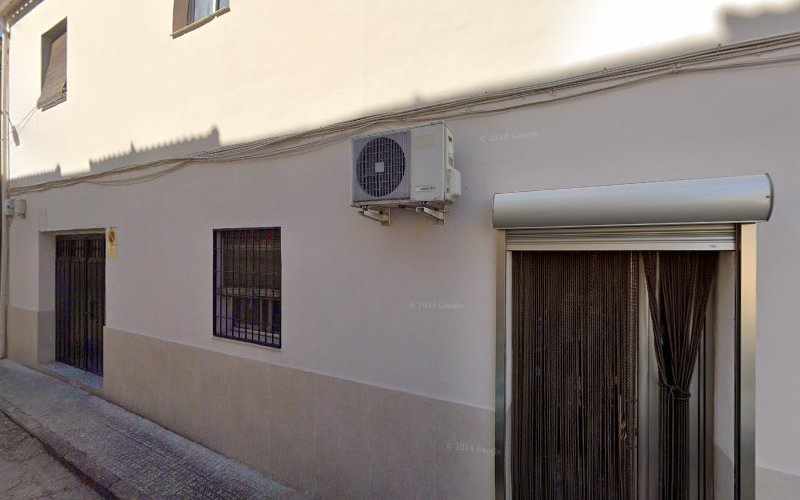 Fotografia tomada fuera de Cooperativa San Pedro - Panadería en Úbeda, Jaén