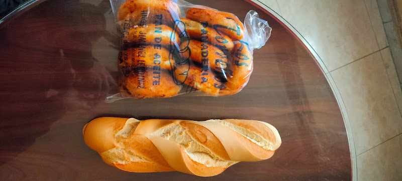 Fotografia tomada fuera de Panadería Los Torrenos - Panadería en Úbeda, Jaén