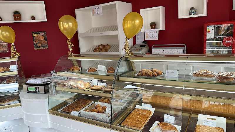 Fotografia tomada fuera de El pan de la esquina - Panadería en Ordes, A Coruña