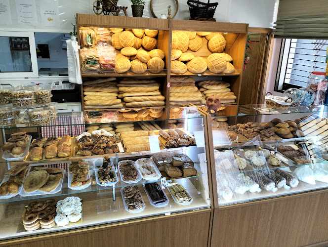 Fotografia tomada fuera de Panadería Repostería Mari - Panadería en Hoya del Campo, Murcia