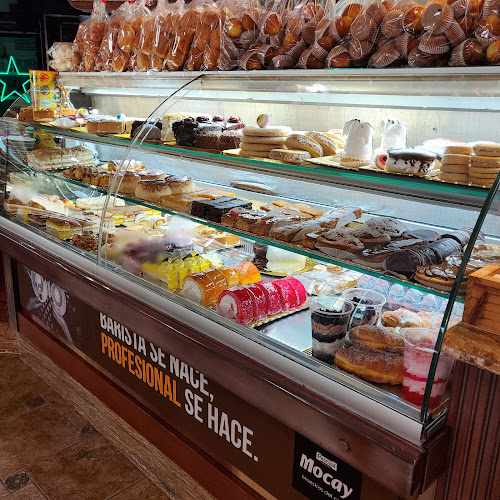 Fotografia tomada fuera de Dulcísimo - Pastelería en Telde, Las Palmas