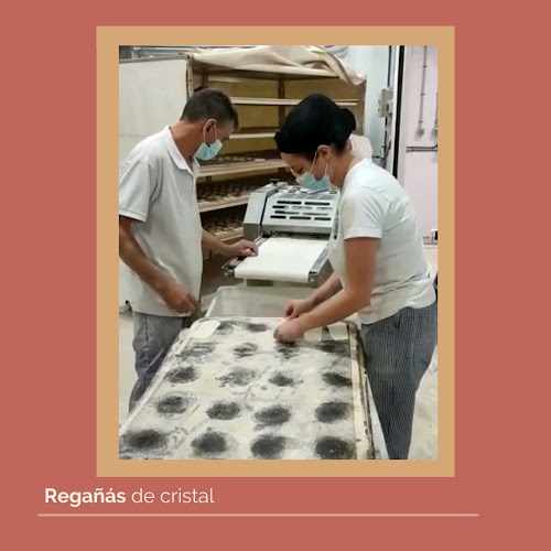 Fotografia tomada fuera de Fábrica de Pan San Antonio - Panadería mayorista en Conil de la Frontera, Cádiz