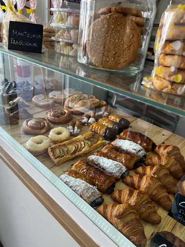 Fotografia tomada fuera de Café Pepas - Pastelería en Conil de la Frontera, Cádiz
