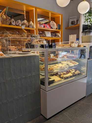 Fotografia tomada fuera de DULCES DE ESPAÑA - Pastelería en Valencia, Valencia
