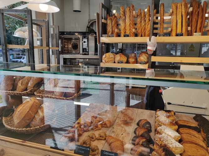 Fotografia tomada fuera de Panet Terrassa - Forn de Pa, Pastisseria i Cafeteria - Panadería en Terrassa, Barcelona