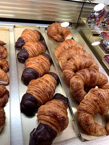 Fotografia tomada fuera de El Racó del Gourmet - Panadería en Terrassa, Barcelona