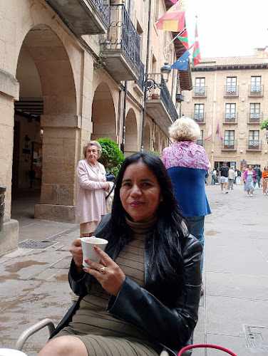 Fotografia tomada fuera de Pasteleria Arco Iris - Panadería en Jarandilla de la Vera, Cáceres