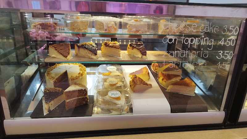 Fotografia tomada fuera de Mila - Panadería en Alicante, Alicante