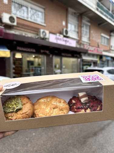 Fotografia tomada fuera de Ana’s Sugar Bake - Pastelería en Alcorcón, Madrid