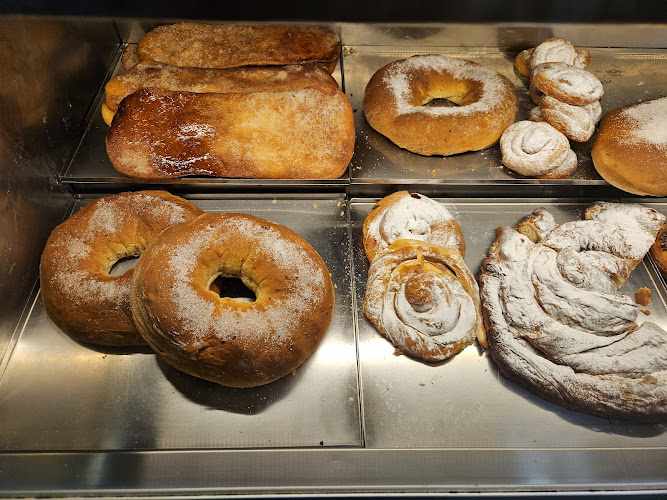 Fotografia tomada fuera de Forn Cristià - Forn de pa en Torredembarra, Tarragona