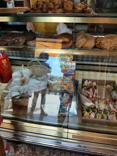 Fotografia tomada fuera de PASTELERÍA LIVORNO - Pastisseria en Torredembarra, Tarragona