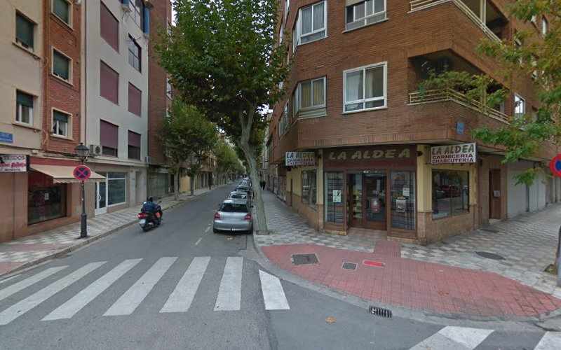 Fotografia tomada fuera de Nuria Panadería y Confitería - Panadería en Albacete, Albacete